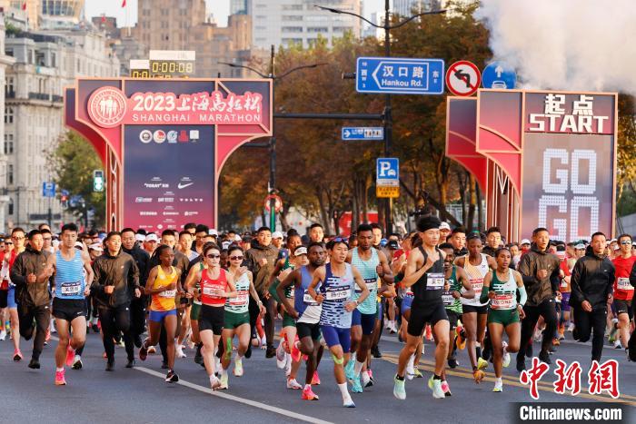 2023上海马拉松：肯尼亚选手菲力蒙·基普图·基普