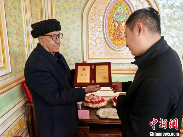 新疆塔什库尔干马球：勇气与智慧在高原竞技中