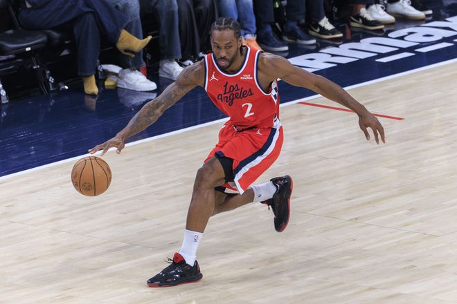 快船主帅谈莱昂纳德伤情与赛程挑战 球队冲击西