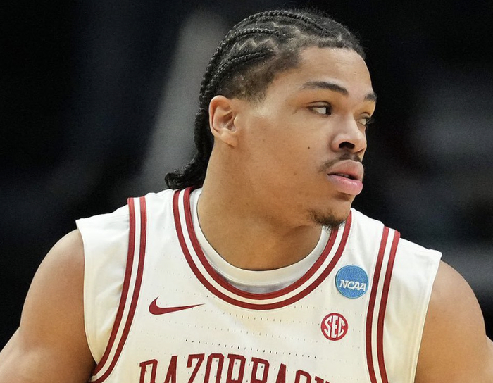 国王队高调锁定潜力新星小阿库夫