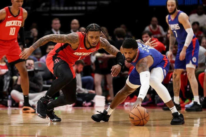 火箭队芬尼-史密斯遭雪藏 4年5300万合同成烫手山