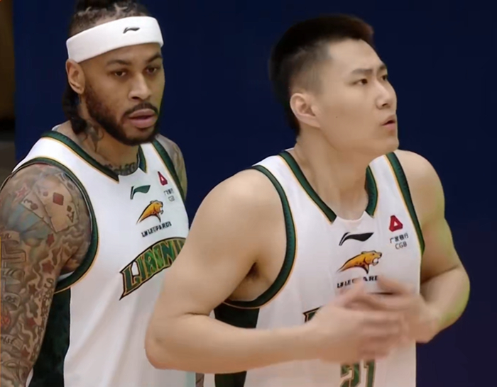 CBA常规赛多场焦点战：四川遭逆转、同曦大胜吉